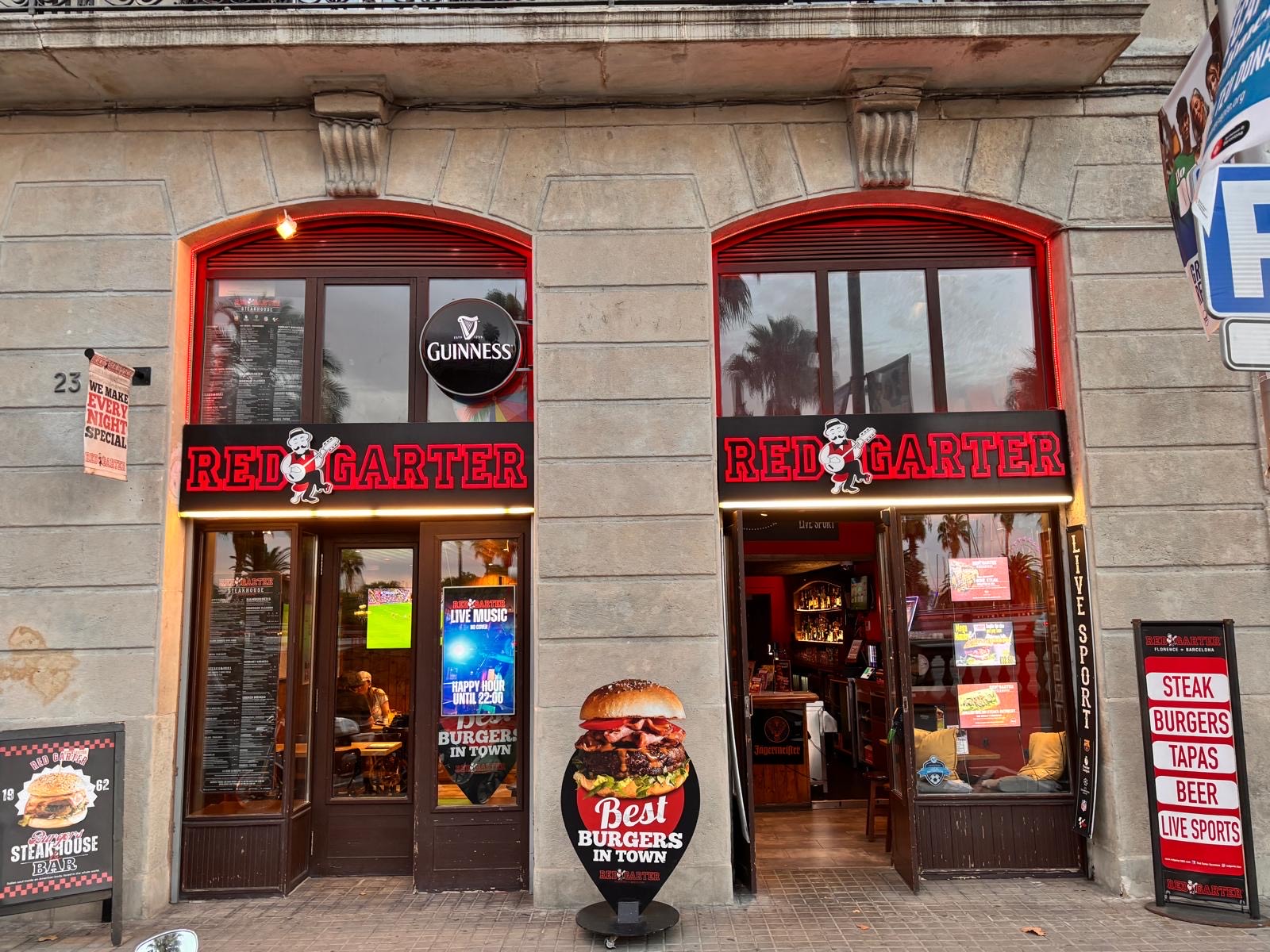 Fachada de Red Garter Barcelona